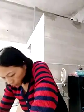 Snapshot of Aninyin22 chatting on 5, 12, 2025 Aninyin22 online show from 5, 12, 2025