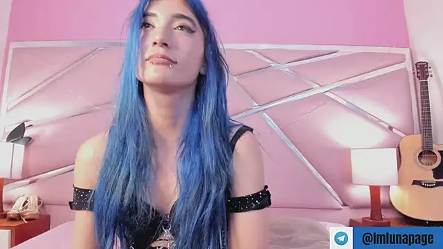 Lunapage online show from 3, 2, 2025