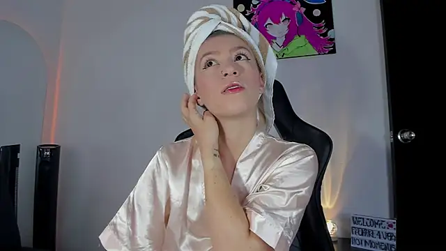 roxanne jones1 online show from 26, 5, 2026