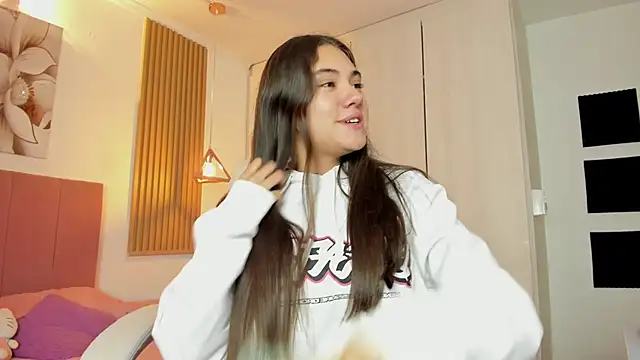 mia nevaeh online show from 27, 2, 2025