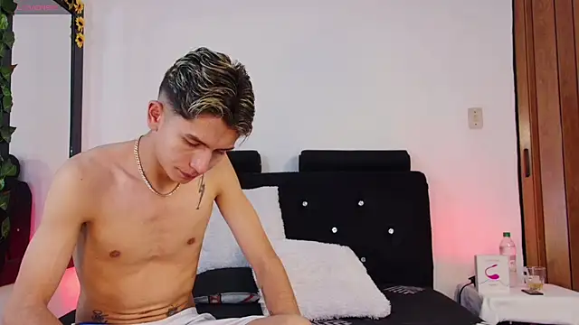 Jack lover1724 online show from 16, 6, 2026