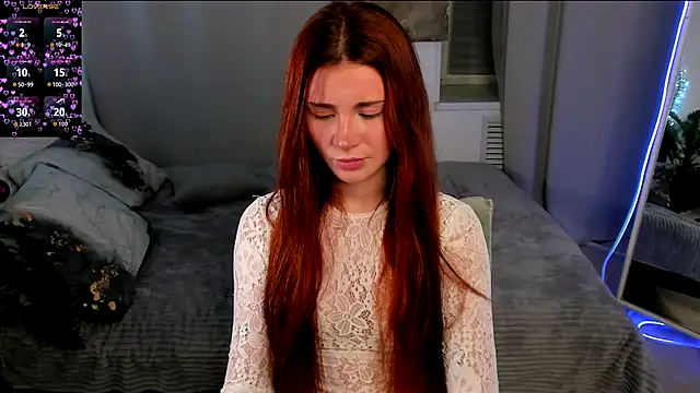 Snapshot of Freckle_Diyana chatting on 8, 1, 2026 Freckle Diyana online show from 8, 1, 2026