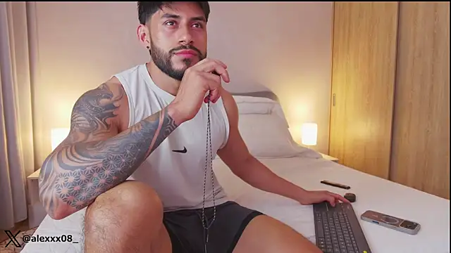 Snapshot of alexxxmachine chatting on 6, 4, 2026 alexxxmachine online show from 6, 4, 2026