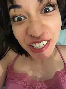 Snapshot of BitchyBratxxx chatting on 17, 2, 2026 BitchyBratxxx online show from 17, 2, 2026