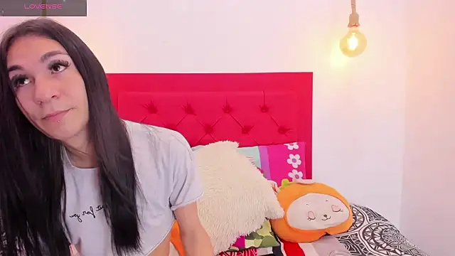 Snapshot of Mia_thompson_19 chatting on 22, 2, 2025 Mia thompson 19 online show from 22, 2, 2025