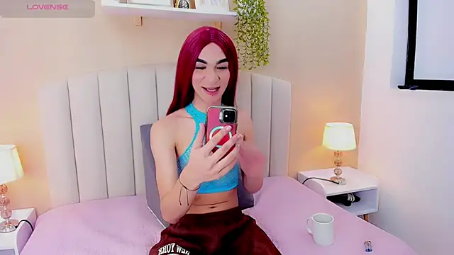 Mia thompson 19 online show from 15, 5, 2026