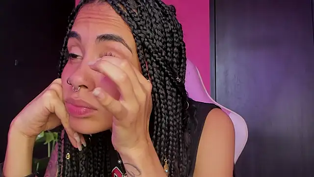 Snapshot of Juanadearco5 chatting on 6, 12, 2024 Juanadearco5 online show from 6, 12, 2024