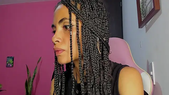 Snapshot of Juanadearco5 chatting on 15, 12, 2024 Juanadearco5 online show from 15, 12, 2024