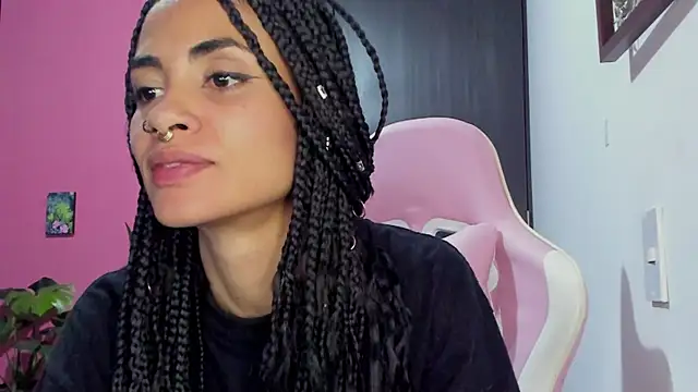 Snapshot of Juanadearco5 chatting on 16, 12, 2024 Juanadearco5 online show from 16, 12, 2024