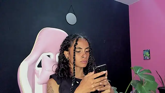 Snapshot of Juanadearco5 chatting on 29, 1, 2025 Juanadearco5 online show from 29, 1, 2025