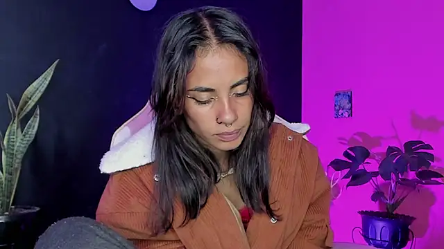 Snapshot of Juanadearco5 chatting on 11, 2, 2025 Juanadearco5 online show from 11, 2, 2025