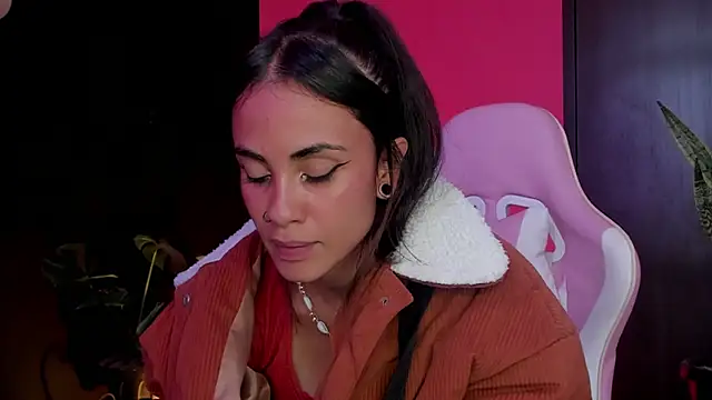 Snapshot of Juanadearco5 chatting on 15, 3, 2025 Juanadearco5 online show from 15, 3, 2025