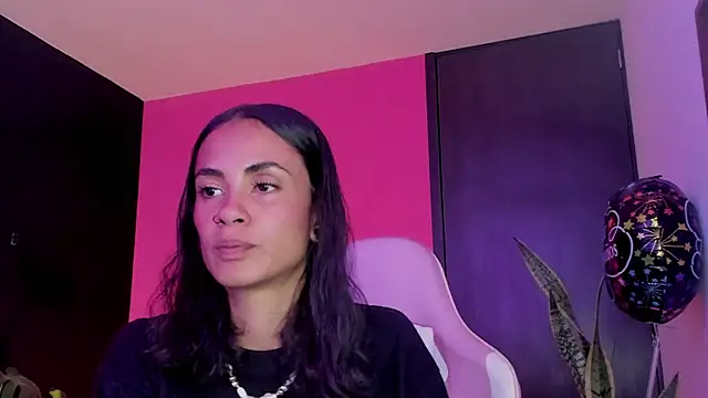 Snapshot of Juanadearco5 chatting on 17, 3, 2025 Juanadearco5 online show from 17, 3, 2025