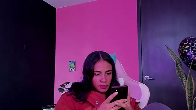 Snapshot of Juanadearco5 chatting on 21, 3, 2025 Juanadearco5 online show from 21, 3, 2025