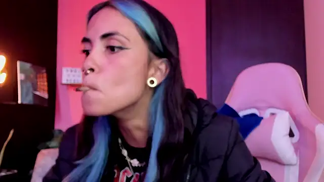 Snapshot of Juanadearco5 chatting on 23, 9, 2025 Juanadearco5 online show from 23, 9, 2025