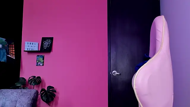 Snapshot of Juanadearco5 chatting on 11, 10, 2025 Juanadearco5 online show from 11, 10, 2025