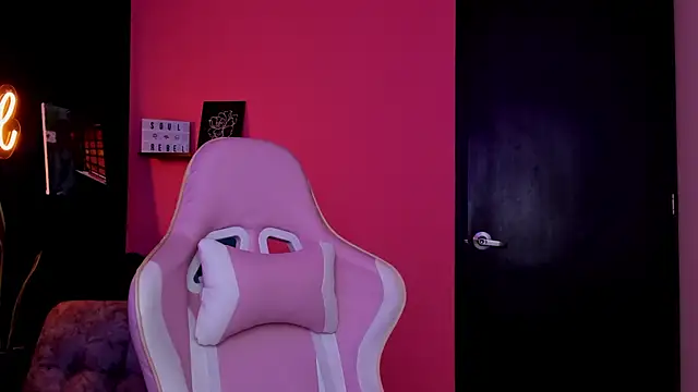 Snapshot of Juanadearco5 chatting on 29, 10, 2025 Juanadearco5 online show from 29, 10, 2025