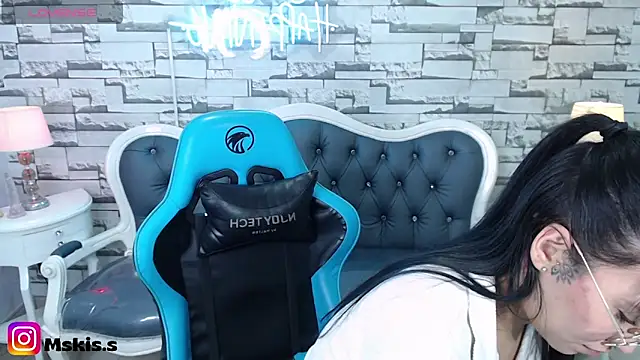 Snapshot of marilin_a chatting on 7, 1, 2025 marilin a online show from 7, 1, 2025