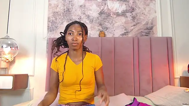 Snapshot of SabrinaDevill chatting on 18, 6, 2026 SabrinaDevill online show from 18, 6, 2026