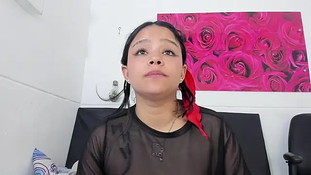 Tiffanny Rose  online show from 12, 12, 2024