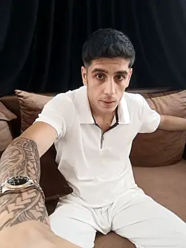 Snapshot of arenn1997 chatting on 9, 9, 2025 arenn1997 online show from 9, 9, 2025