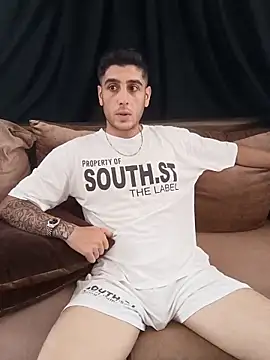 Snapshot of arenn1997 chatting on 25, 9, 2025 arenn1997 online show from 25, 9, 2025