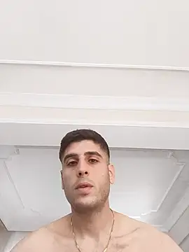 Snapshot of arenn1997 chatting on 9, 11, 2025 arenn1997 online show from 9, 11, 2025