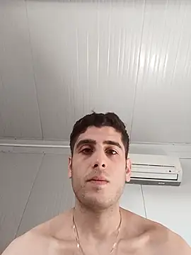 Snapshot of arenn1997 chatting on 20, 11, 2025 arenn1997 online show from 20, 11, 2025