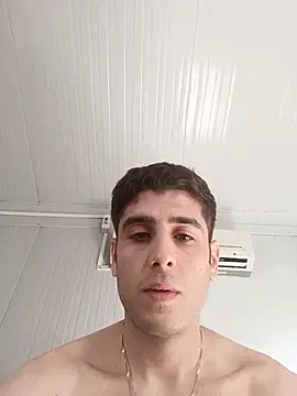 Snapshot of arenn1997 chatting on 24, 11, 2025 arenn1997 online show from 24, 11, 2025