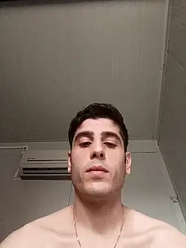 Snapshot of arenn1997 chatting on 25, 11, 2025 arenn1997 online show from 25, 11, 2025