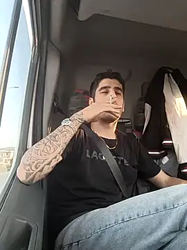 Snapshot of arenn1997 chatting on 27, 11, 2025 arenn1997 online show from 27, 11, 2025