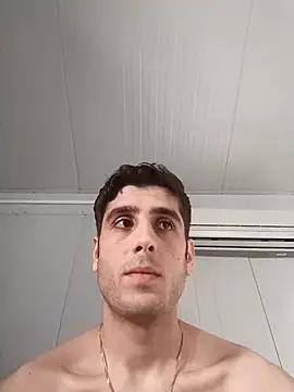 Snapshot of arenn1997 chatting on 1, 12, 2025 arenn1997 online show from 1, 12, 2025