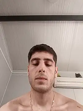 Snapshot of arenn1997 chatting on 16, 12, 2025 arenn1997 online show from 16, 12, 2025