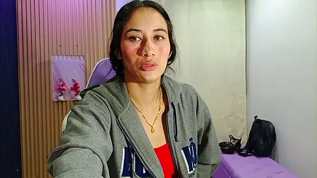 Cataleyalove ADY online show from 25, 10, 2025