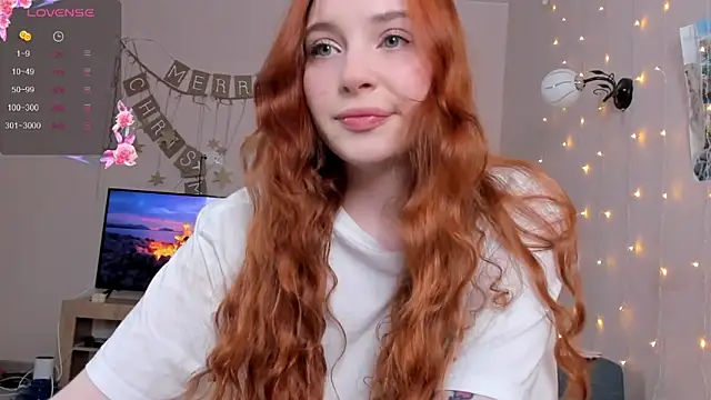 Snapshot of cinnabon_girls chatting on 28, 12, 2024 cinnabon girls online show from 28, 12, 2024