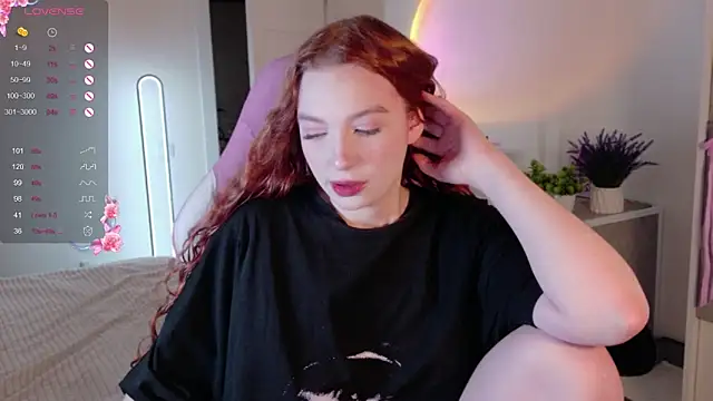 Snapshot of cinnabon_girls chatting on 12, 10, 2025 cinnabon girls online show from 12, 10, 2025