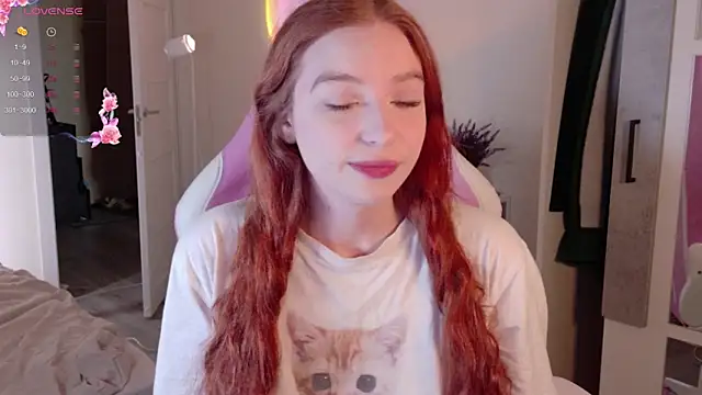 Snapshot of cinnabon_girls chatting on 17, 10, 2025 cinnabon girls online show from 17, 10, 2025