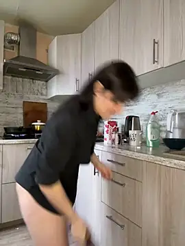 ZhenjaPoledance online show from 3, 2, 2025