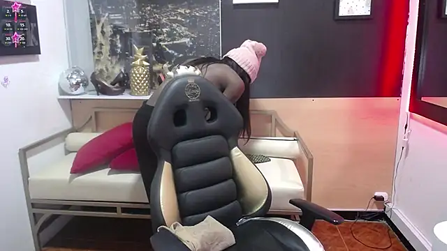 Snapshot of enderlis chatting on 12, 3, 2025 enderlis online show from 12, 3, 2025