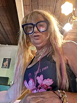Snapshot of eva2023sexy chatting on 29, 5, 2026 eva2023sexy online show from 29, 5, 2026