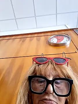 Snapshot of eva2023sexy chatting on 1, 6, 2026 eva2023sexy online show from 1, 6, 2026