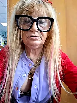 Snapshot of eva2023sexy chatting on 4, 6, 2026 eva2023sexy online show from 4, 6, 2026