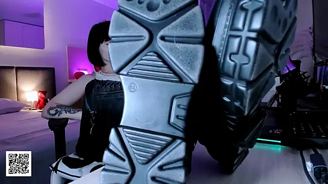 Snapshot of _Goddess_Misha_ chatting on 30, 10, 2025 Goddess Misha online show from 30, 10, 2025