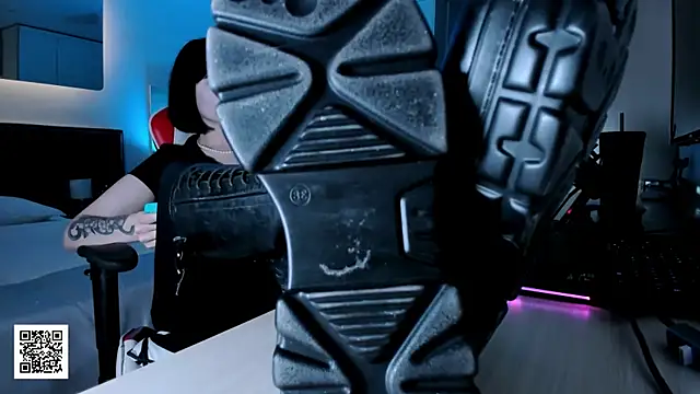 Snapshot of _Goddess_Misha_ chatting on 3, 11, 2025 Goddess Misha online show from 3, 11, 2025