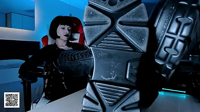 Snapshot of _Goddess_Misha_ chatting on 22, 11, 2025 Goddess Misha online show from 22, 11, 2025