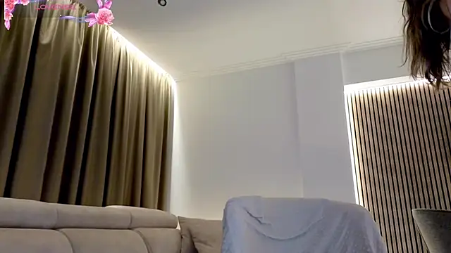 ReyaSophia online show from 12, 9, 2025