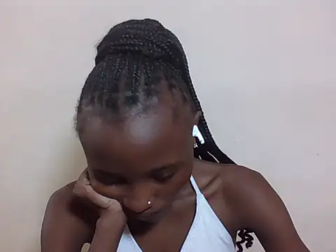 Snapshot of SexyNeedle22 chatting on 13, 11, 2025 SexyNeedle22 online show from 13, 11, 2025