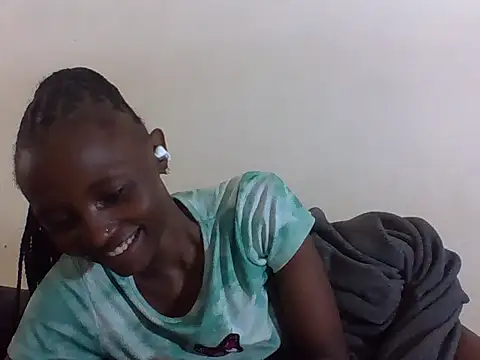 Snapshot of SexyNeedle22 chatting on 15, 11, 2025 SexyNeedle22 online show from 15, 11, 2025