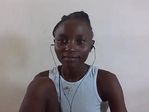 Snapshot of SexyNeedle22 chatting on 14, 12, 2025 SexyNeedle22 online show from 14, 12, 2025