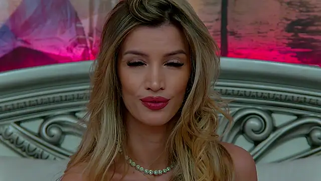 Snapshot of IvySamek chatting on 3, 3, 2025 IvySamek online show from 3, 3, 2025